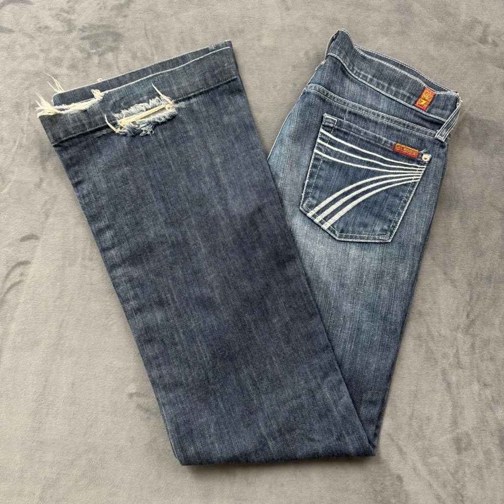 7 For All Mankind Dojo Wide Leg Jeans Medium Wash Distressed Hem Size 29